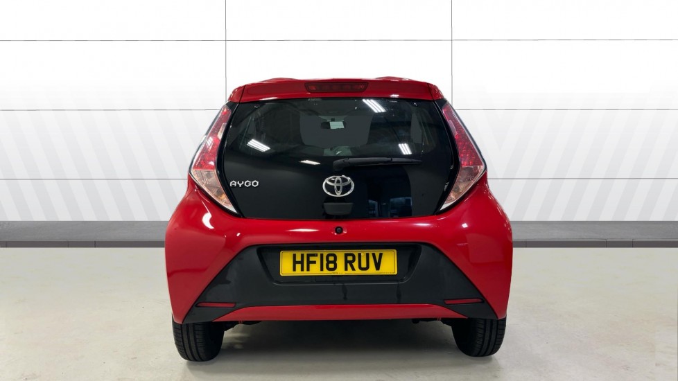 Toyota Aygo 1.0 VVT-i X-Play 5dr Petrol Hatchback - Image 6