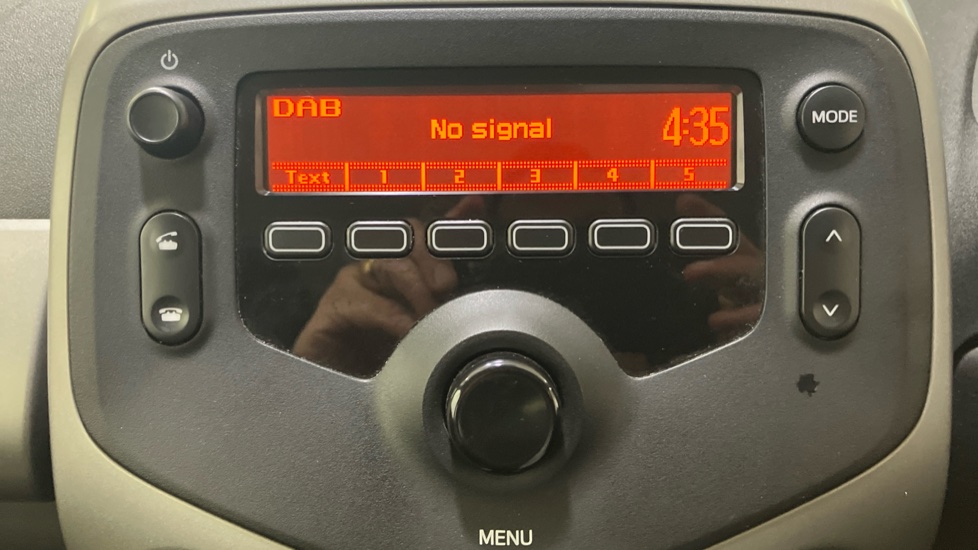 Toyota Aygo 1.0 VVT-i X-Play 5dr Petrol Hatchback - Image 21