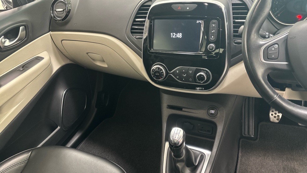 Renault Captur 1.5 dCi 90 GT Line 5dr Diesel Hatchback - Image 14