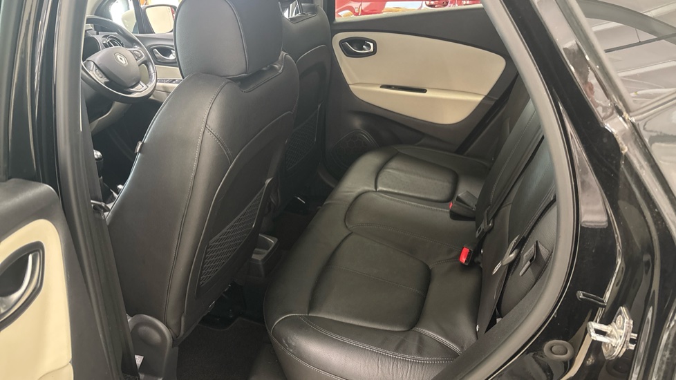 Renault Captur 1.5 dCi 90 GT Line 5dr Diesel Hatchback - Image 16
