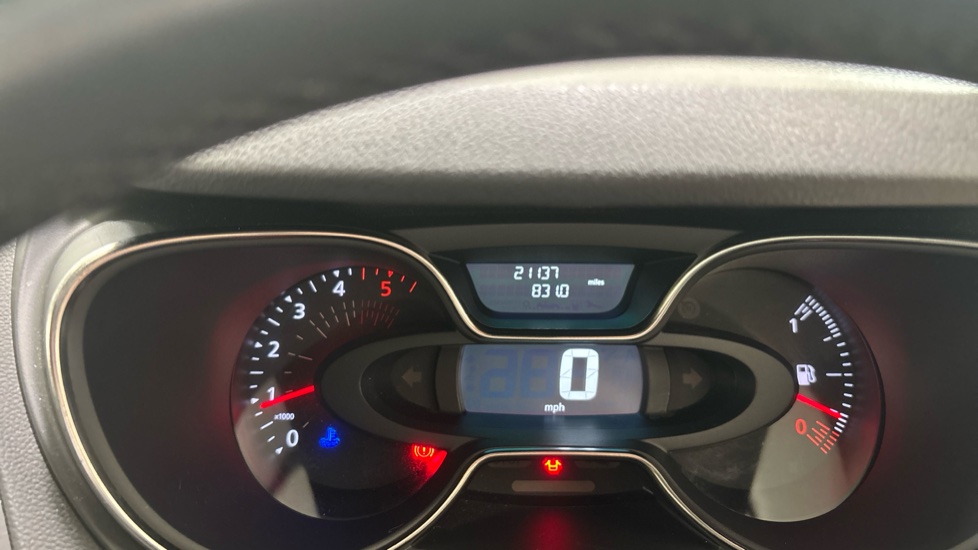 Renault Captur 1.5 dCi 90 GT Line 5dr Diesel Hatchback - Image 44
