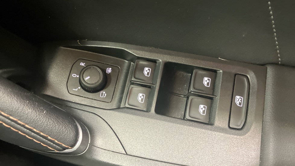 CUPRA Formentor 1.4 eHybrid 204 V1 5dr DSG Estate - Image 29