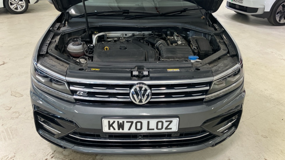 Volkswagen Tiguan 1.5 TSi EVO 150 R-Line Tech 5dr DSG Petrol Estate - Image 8