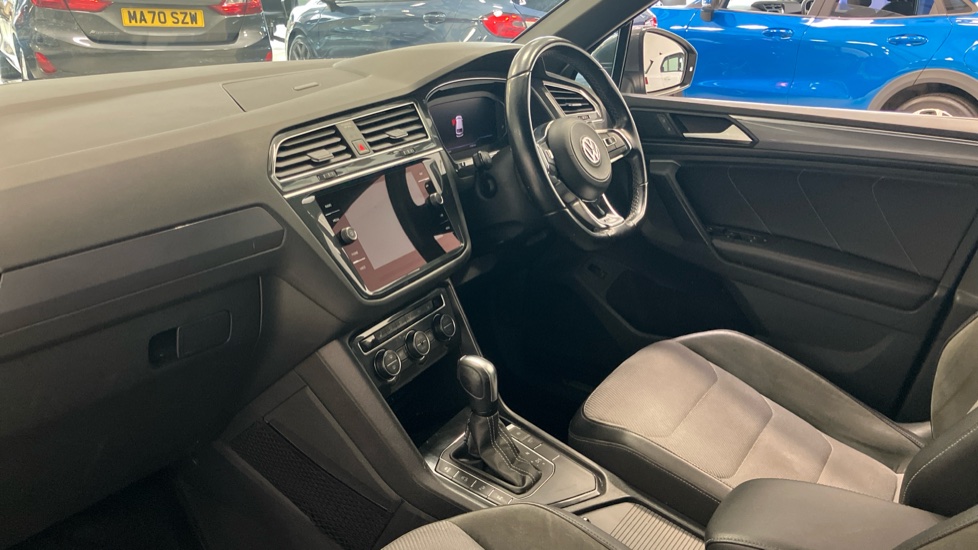 Volkswagen Tiguan 1.5 TSi EVO 150 R-Line Tech 5dr DSG Petrol Estate - Image 9