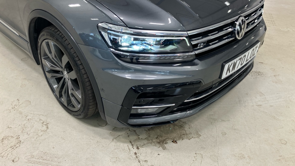 Volkswagen Tiguan 1.5 TSi EVO 150 R-Line Tech 5dr DSG Petrol Estate - Image 46