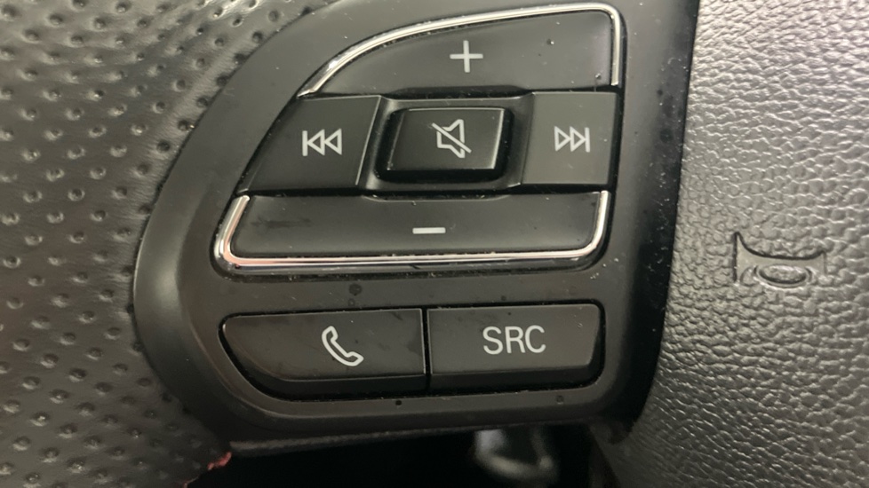 MG HS 1.5 T-GDI Trophy 5dr Petrol Hatchback - Image 28