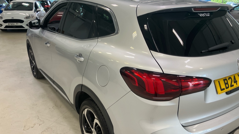 MG HS 1.5 T-GDI Trophy 5dr Petrol Hatchback - Image 40