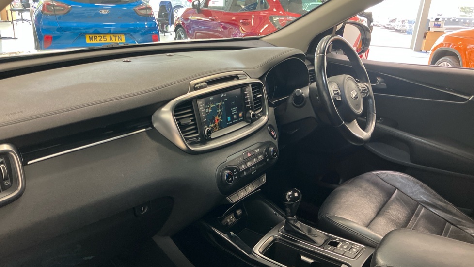 Kia Sorento 2.2 CRDi KX-3 5dr Auto Diesel Station Wagon - Image 9