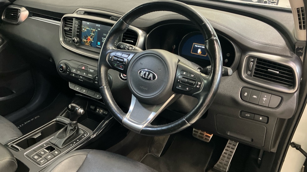 Kia Sorento 2.2 CRDi KX-3 5dr Auto Diesel Station Wagon - Image 11