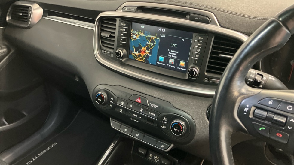 Kia Sorento 2.2 CRDi KX-3 5dr Auto Diesel Station Wagon - Image 14