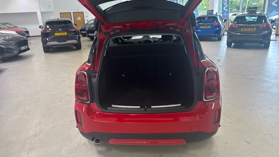 MINI Countryman 1.5 Cooper Classic 5dr Auto Petrol Hatchback - Image 4