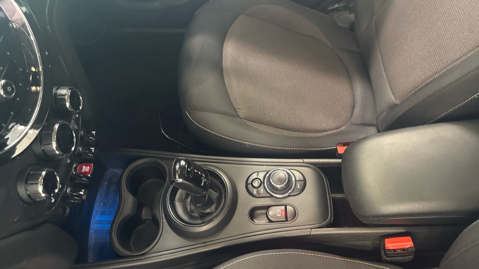 MINI Countryman 1.5 Cooper Classic 5dr Auto Petrol Hatchback - Image 13