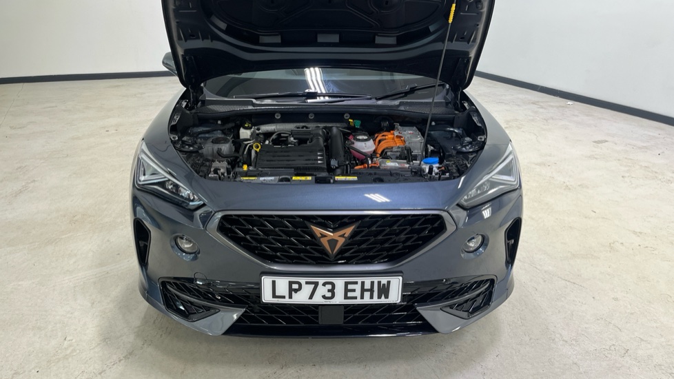 CUPRA Formentor 1.4 eHybrid 204 V1 5dr DSG Estate - Image 8