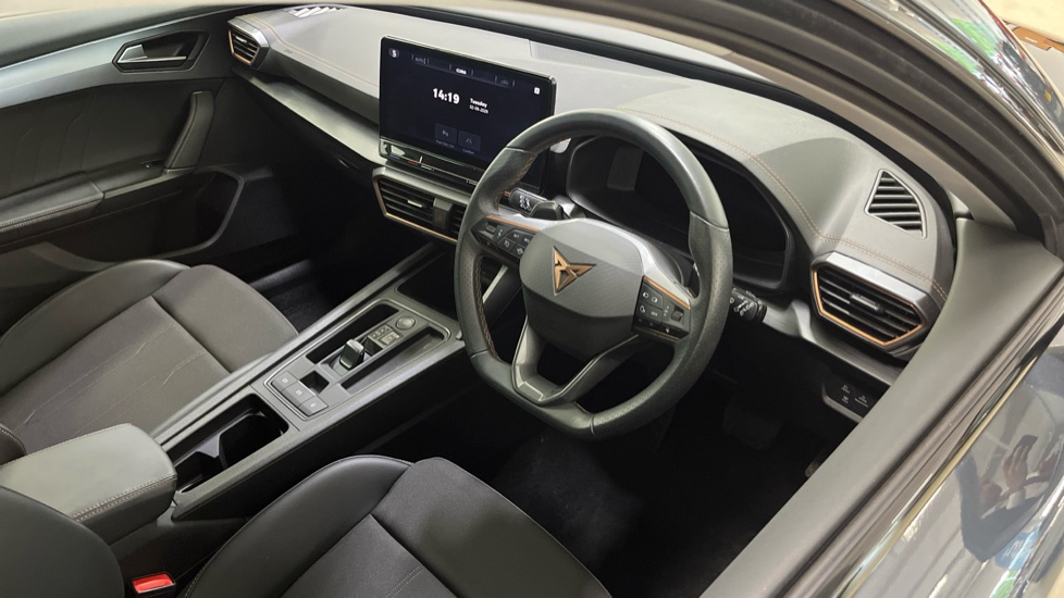 CUPRA Formentor 1.4 eHybrid 204 V1 5dr DSG Estate - Image 11