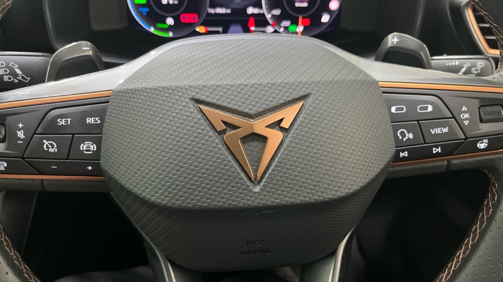 CUPRA Formentor 1.4 eHybrid 204 V1 5dr DSG Estate - Image 22