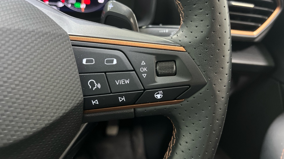CUPRA Formentor 1.4 eHybrid 204 V1 5dr DSG Estate - Image 23