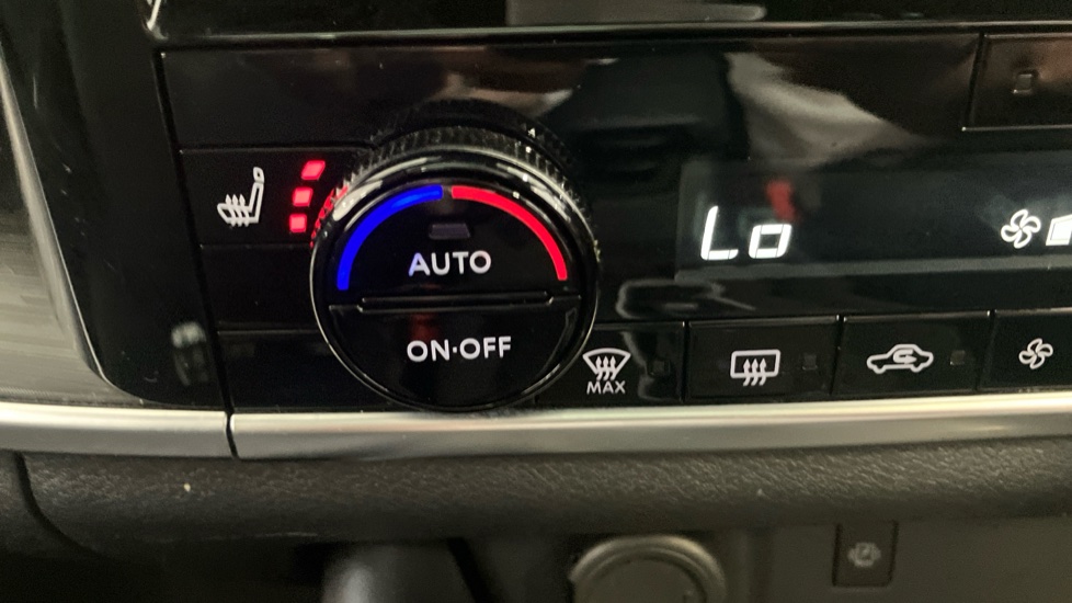Nissan Qashqai 1.5 E-Power Tekna 5dr Auto Hybrid Hatchback - Image 25