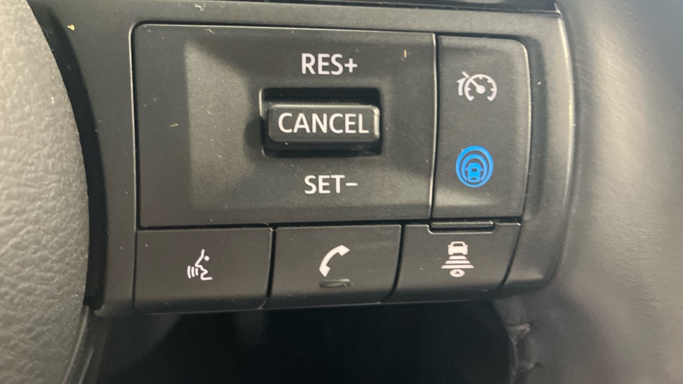 Nissan Qashqai 1.5 E-Power Tekna 5dr Auto Hybrid Hatchback - Image 30