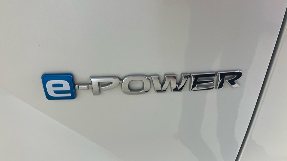 Nissan Qashqai 1.5 E-Power Tekna 5dr Auto Hybrid Hatchback - Image 41