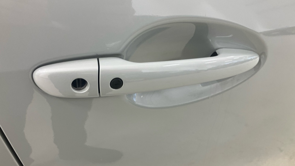 Mazda 2 1.5 Skyactiv G Exclusive-Line 5dr Auto Petrol Hatchback - Image 32