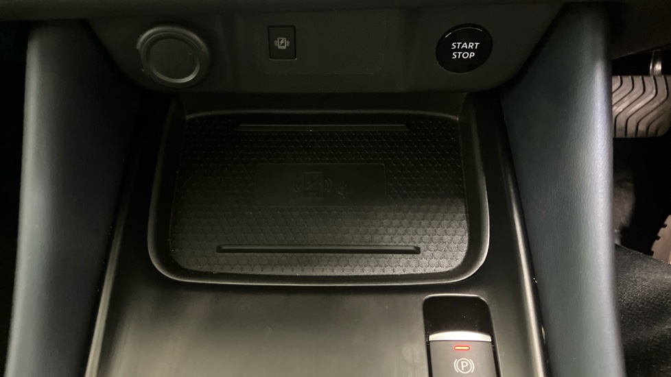 Nissan Qashqai 1.5 E-Power Tekna 5dr Auto Hybrid Hatchback - Image 26