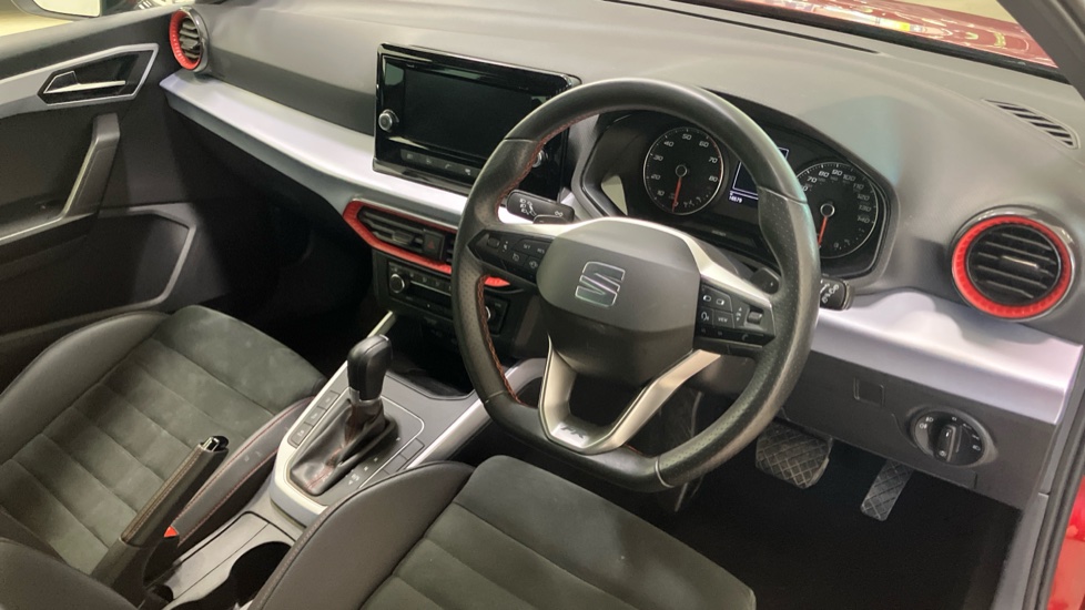 SEAT Arona 1.0 TSI 110 FR Edition 5dr DSG Petrol Hatchback - Image 11