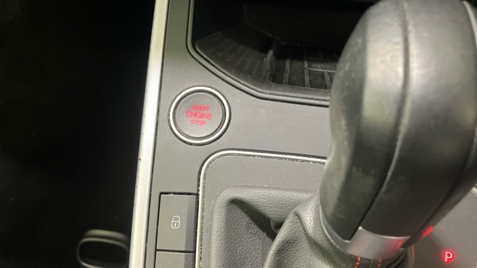 SEAT Arona 1.0 TSI 110 FR Edition 5dr DSG Petrol Hatchback - Image 28
