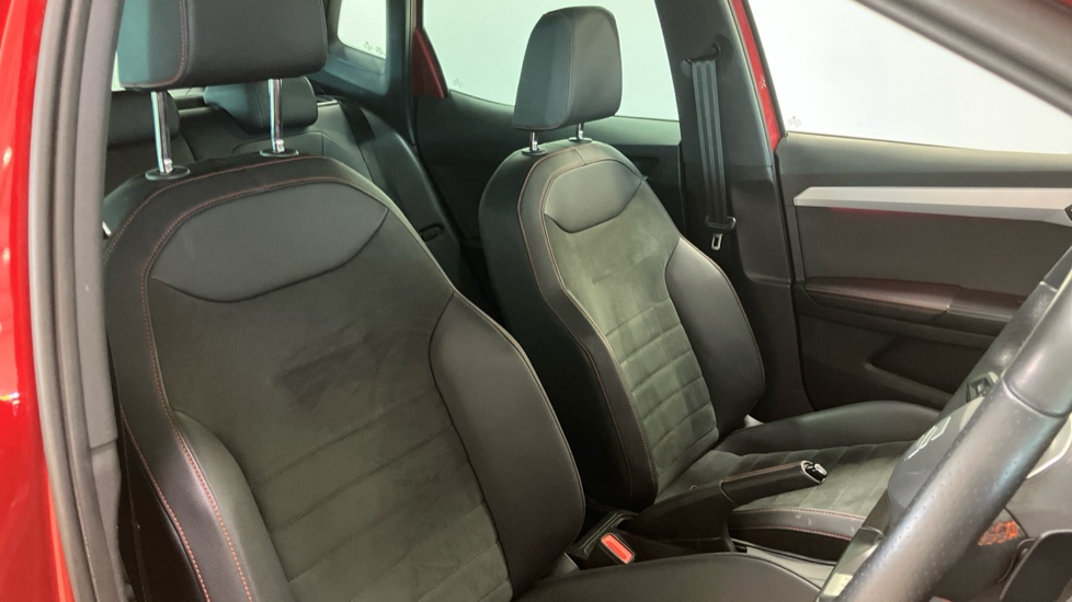 SEAT Arona 1.0 TSI 110 FR Edition 5dr DSG Petrol Hatchback - Image 34