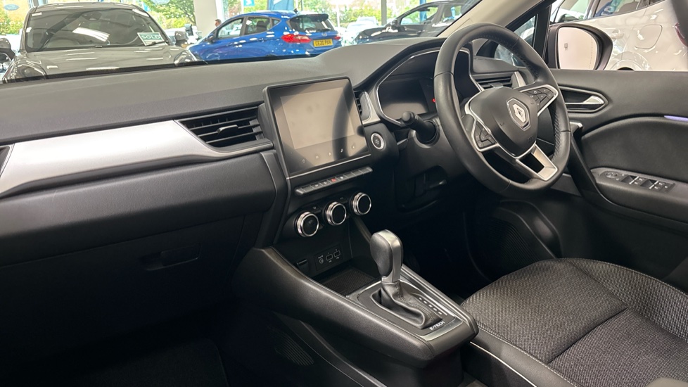 Renault Captur 1.6 E-Tech full hybrid 145 Techno 5dr Auto Hybrid Hatchback - Image 9