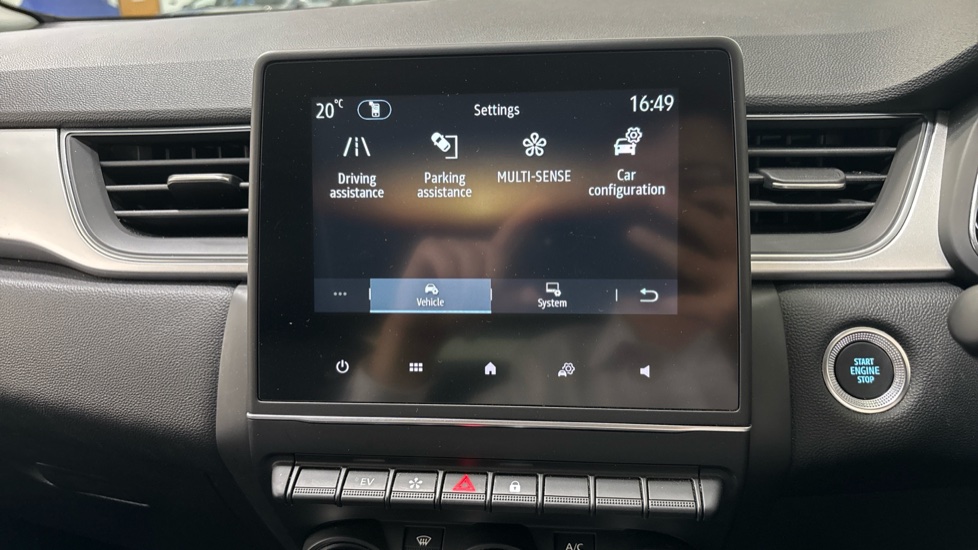 Renault Captur 1.6 E-Tech full hybrid 145 Techno 5dr Auto Hybrid Hatchback - Image 37