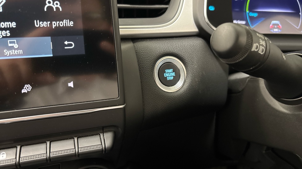Renault Captur 1.6 E-Tech full hybrid 145 Techno 5dr Auto Hybrid Hatchback - Image 39