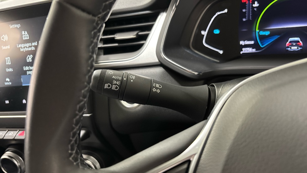 Renault Captur 1.6 E-Tech full hybrid 145 Techno 5dr Auto Hybrid Hatchback - Image 40