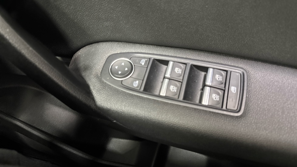 Renault Captur 1.6 E-Tech full hybrid 145 Techno 5dr Auto Hybrid Hatchback - Image 54