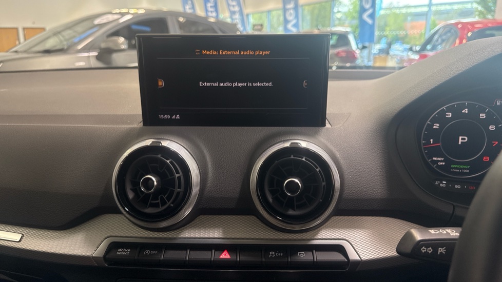 Audi Q2 35 TFSI Sport 5dr S Tronic Petrol Estate - Image 32