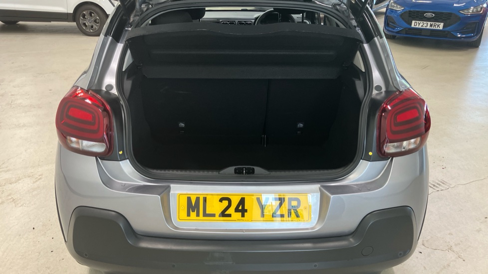 Citroen C3 1.2 PureTech Plus 5dr Petrol Hatchback - Image 4