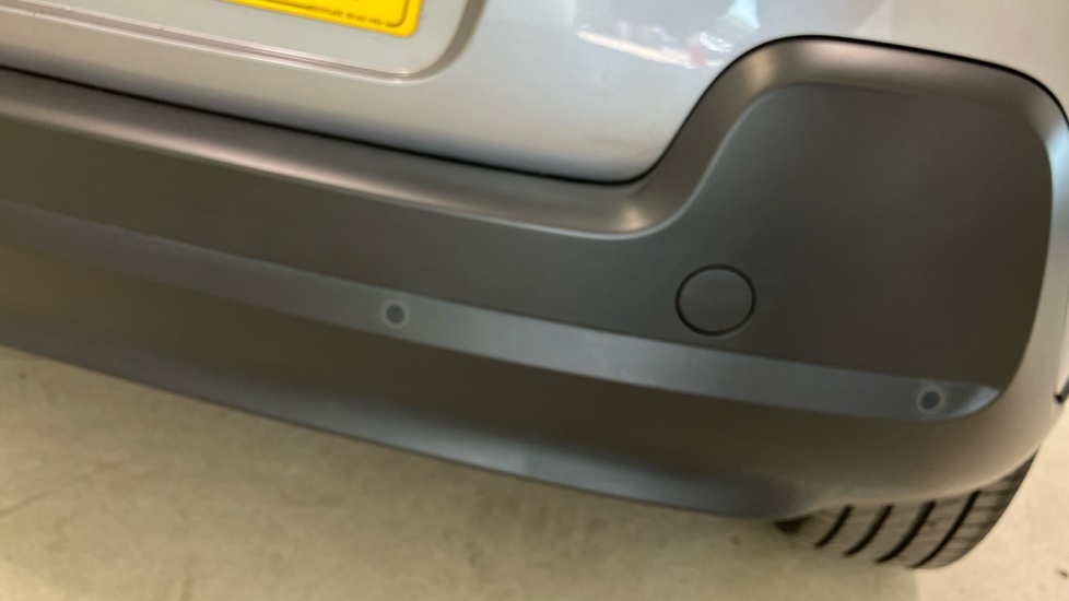 Citroen C3 1.2 PureTech Plus 5dr Petrol Hatchback - Image 29