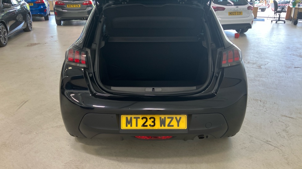 Peugeot 208 1.2 PureTech 100 Active Premium + 5dr EAT8 Petrol Hatchback - Image 4