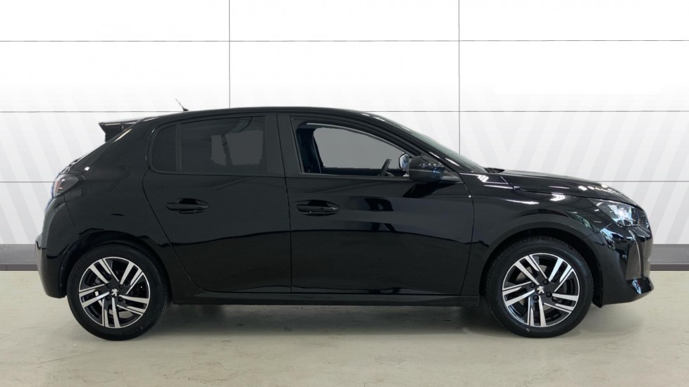 Peugeot 208 1.2 PureTech 100 Active Premium + 5dr EAT8 Petrol Hatchback - Image 5