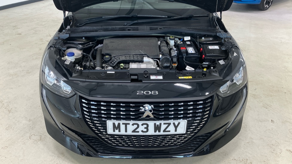 Peugeot 208 1.2 PureTech 100 Active Premium + 5dr EAT8 Petrol Hatchback - Image 8