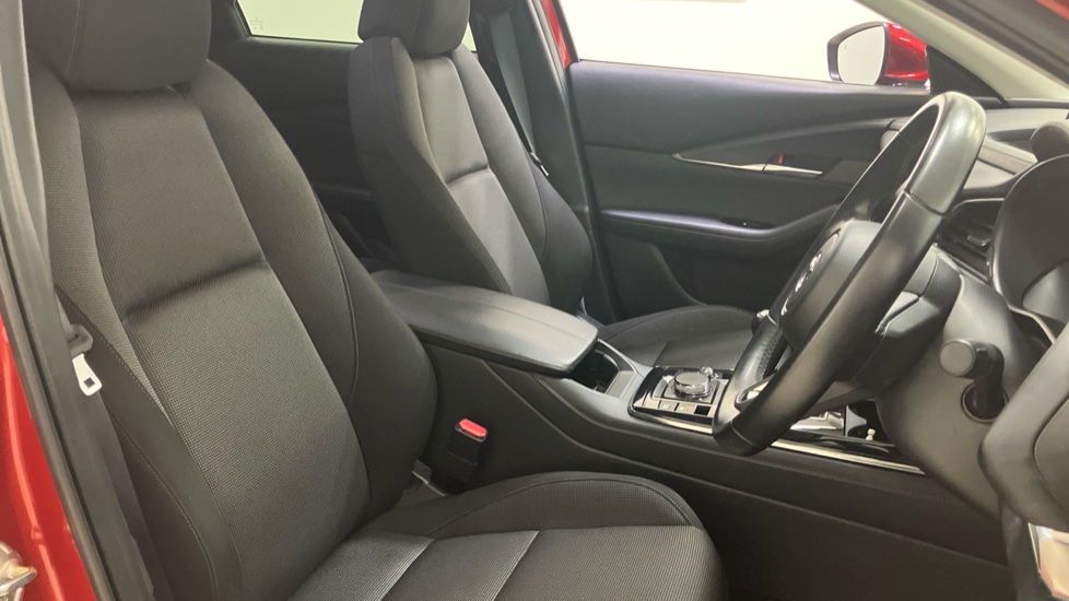 Mazda CX-30 2.0 e-Skyactiv G MHEV Sport Lux 5dr Petrol Hatchback - Image 35