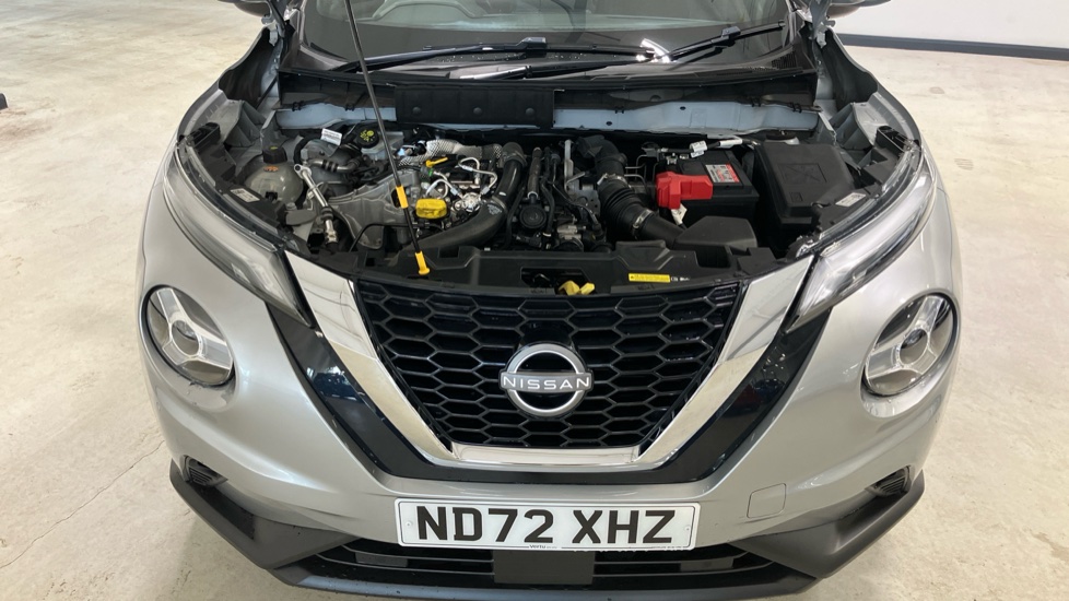 Nissan Juke 1.0 DiG-T 114 N-Connecta 5dr Petrol Hatchback - Image 8