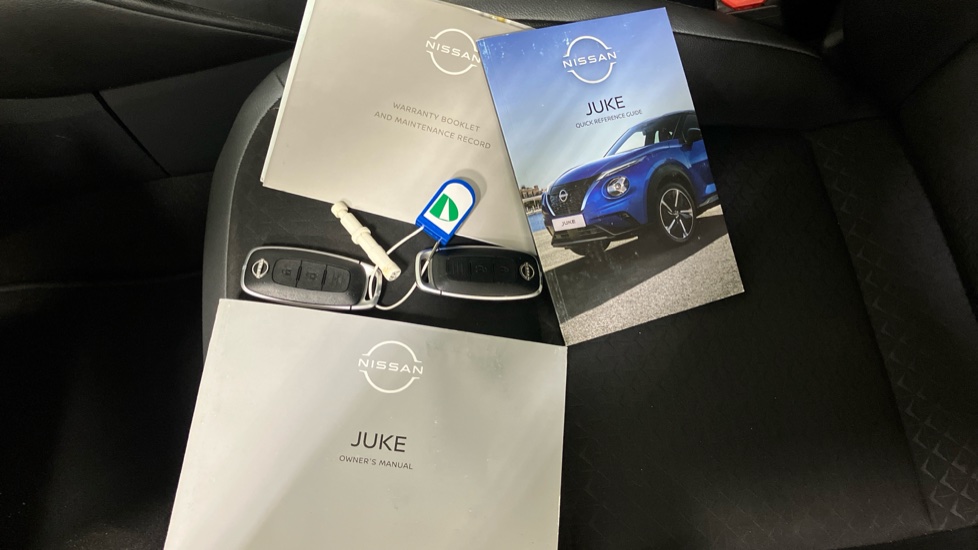 Nissan Juke 1.0 DiG-T 114 N-Connecta 5dr Petrol Hatchback - Image 19