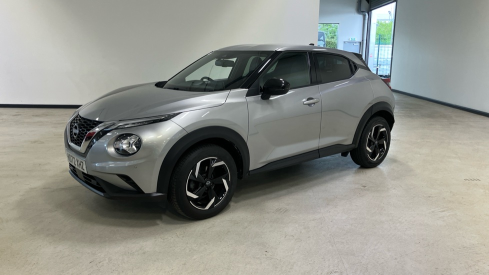 Nissan Juke 1.0 DiG-T 114 N-Connecta 5dr Petrol Hatchback - Image 45