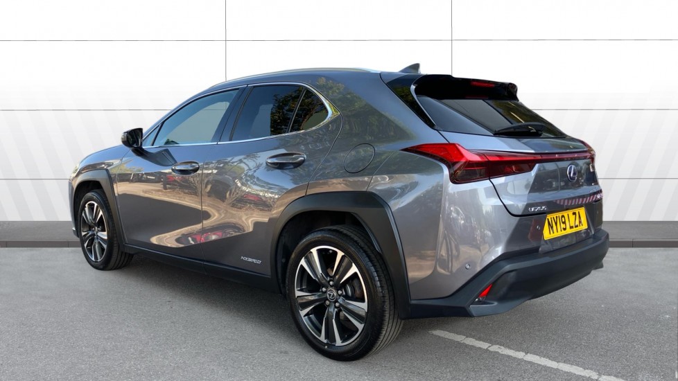Lexus UX 250h 2.0 5dr CVT [without Nav] Hybrid Hatchback - Image 2