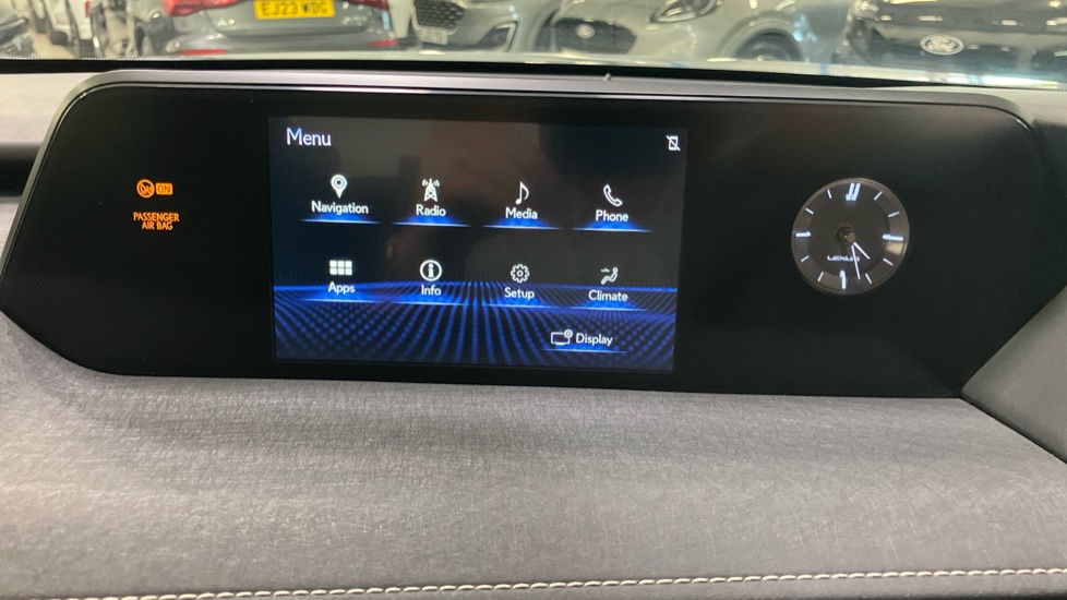 Lexus UX 250h 2.0 5dr CVT [without Nav] Hybrid Hatchback - Image 12