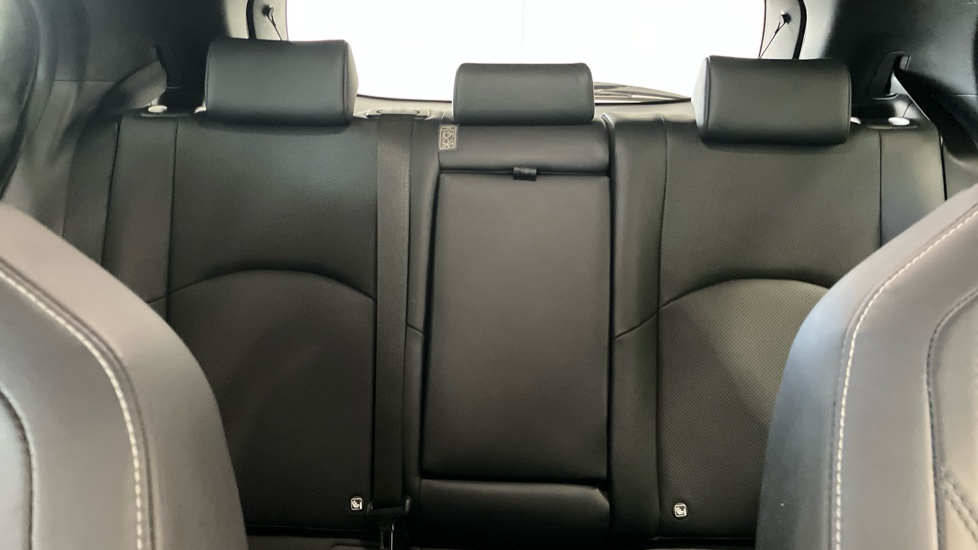 Lexus UX 250h 2.0 5dr CVT [without Nav] Hybrid Hatchback - Image 15