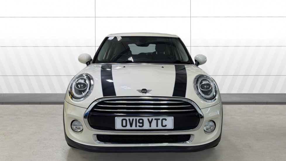 MINI Hatchback 1.5 Cooper Exclusive II 5dr Auto Petrol Hatchback - Image 3