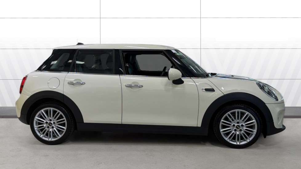 MINI Hatchback 1.5 Cooper Exclusive II 5dr Auto Petrol Hatchback - Image 5