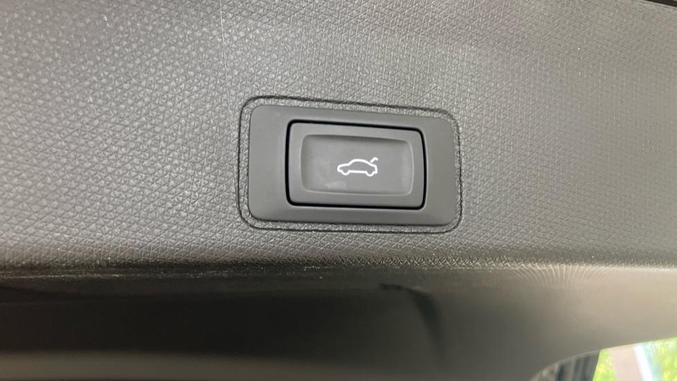 CUPRA Terramar 1.5 eTSI 150 V2 5dr DSG Petrol Hatchback - Image 21