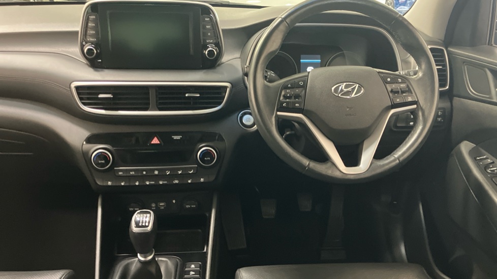 Hyundai TUCSON 1.6 CRDi 136 Premium SE 5dr 2WD Diesel Estate - Image 10